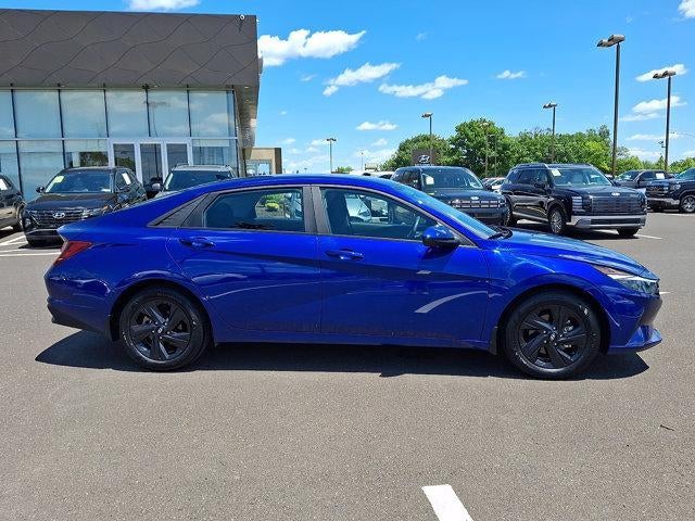 2023 Hyundai ELANTRA SEL IVT