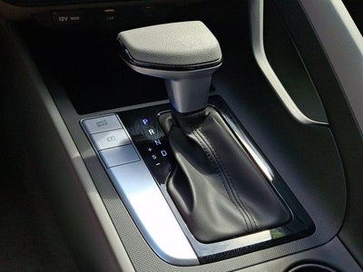 2024 Hyundai ELANTRA SEL IVT