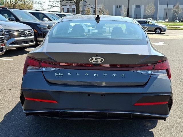2024 Hyundai ELANTRA SEL IVT