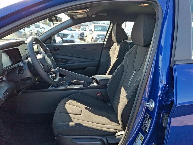 2025 Hyundai ELANTRA SEL Sport IVT