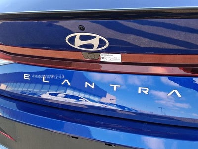 2025 Hyundai ELANTRA SEL Sport IVT