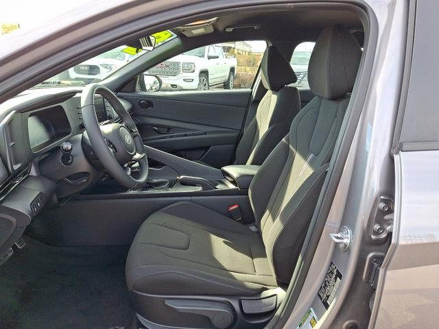 2025 Hyundai ELANTRA SEL Sport IVT