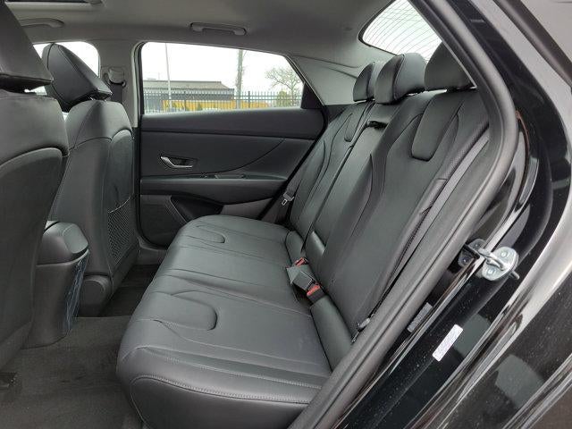 2023 Hyundai ELANTRA Limited IVT