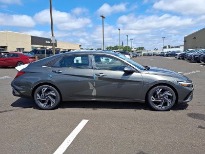 2026 Hyundai ELANTRA Limited