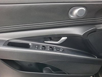 2023 Hyundai ELANTRA SEL IVT Convenience