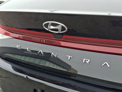2023 Hyundai ELANTRA SEL IVT Convenience