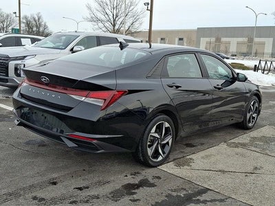2023 Hyundai ELANTRA SEL IVT Convenience