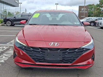 2022 Hyundai ELANTRA SEL IVT