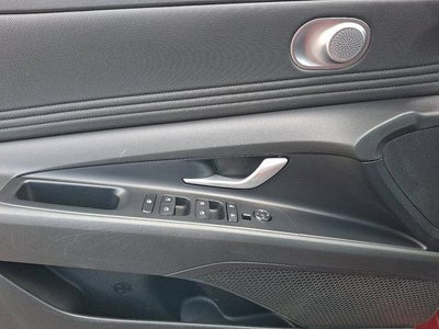 2023 Hyundai ELANTRA SEL IVT Convenience