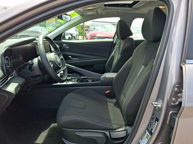 2024 Hyundai ELANTRA SEL IVT