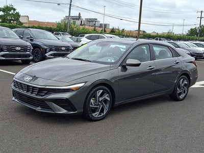 2025 Hyundai ELANTRA SEL Convenience IVT