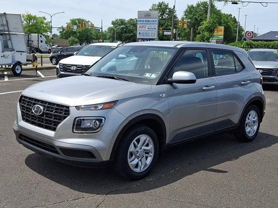2023 Hyundai VENUE SE IVT