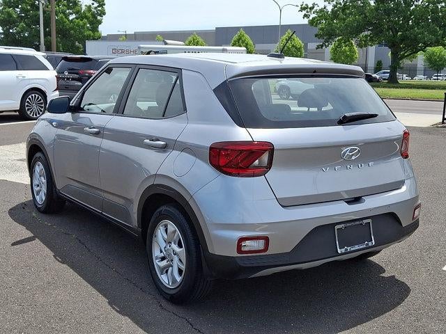 2023 Hyundai VENUE SE IVT