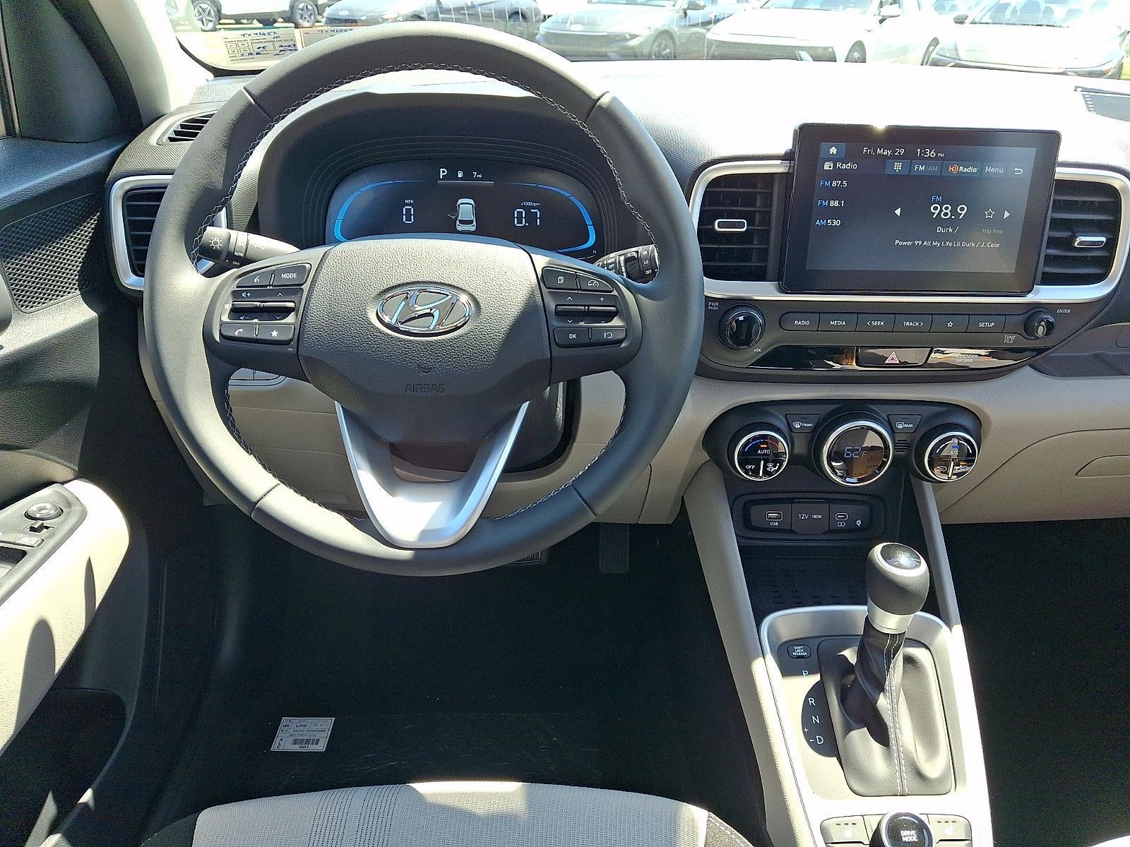 2026 Hyundai VENUE SEL