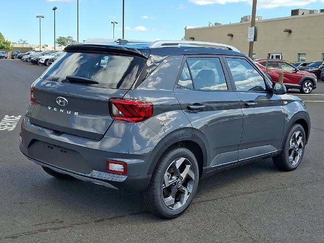 2026 Hyundai VENUE SEL w/Two-Tone Roof