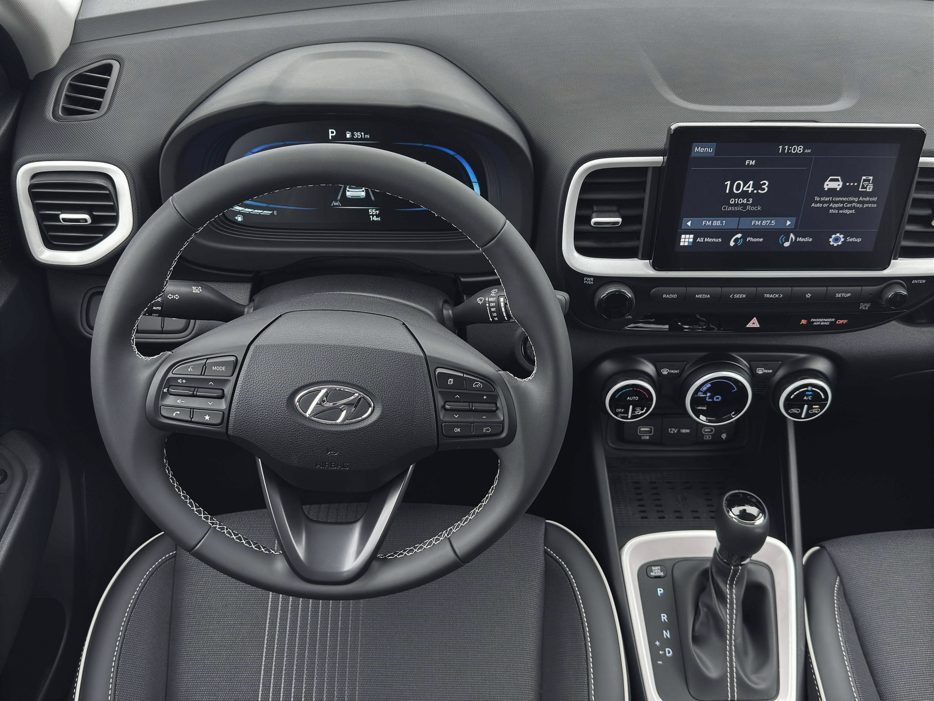 2026 Hyundai VENUE SEL w/Two-Tone Roof