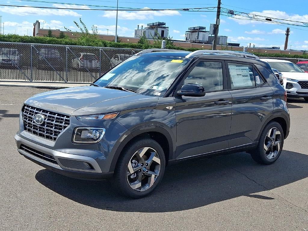 2026 Hyundai VENUE SEL w/Two-Tone Roof