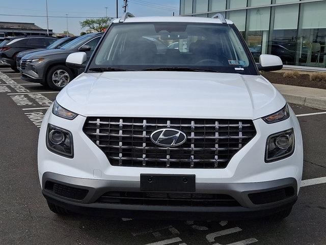 2025 Hyundai VENUE SEL IVT