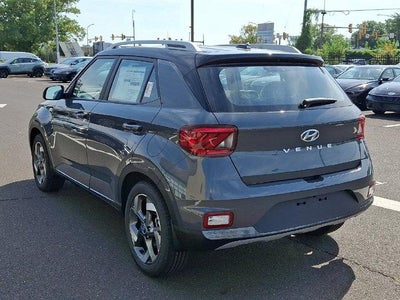 2026 Hyundai VENUE SEL w/Two-Tone Roof