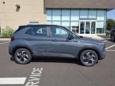 2026 Hyundai VENUE SEL w/Two-Tone Roof