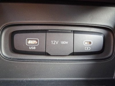 2024 Hyundai VENUE SEL IVT