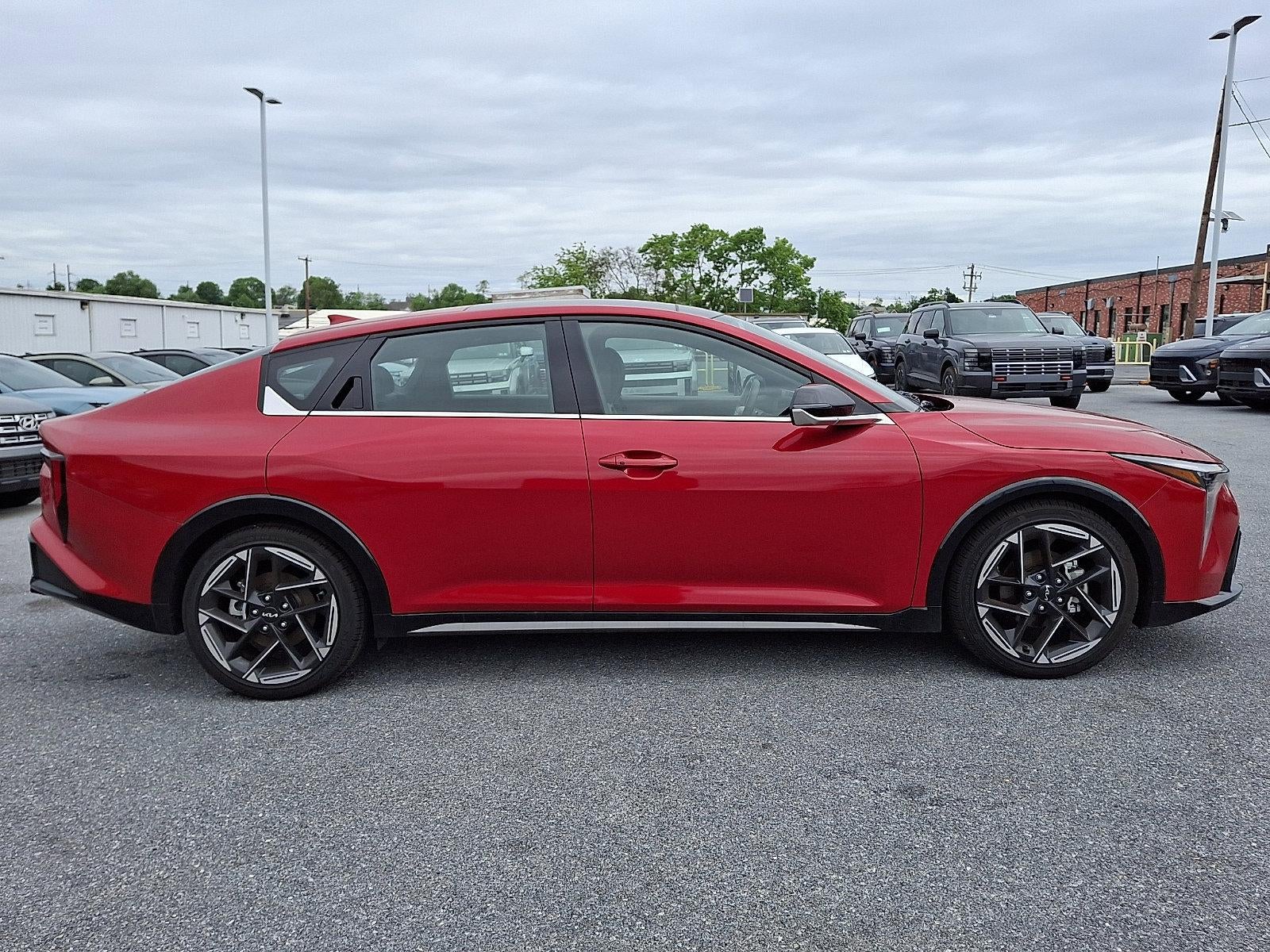 2025 Kia K4 GT-Line