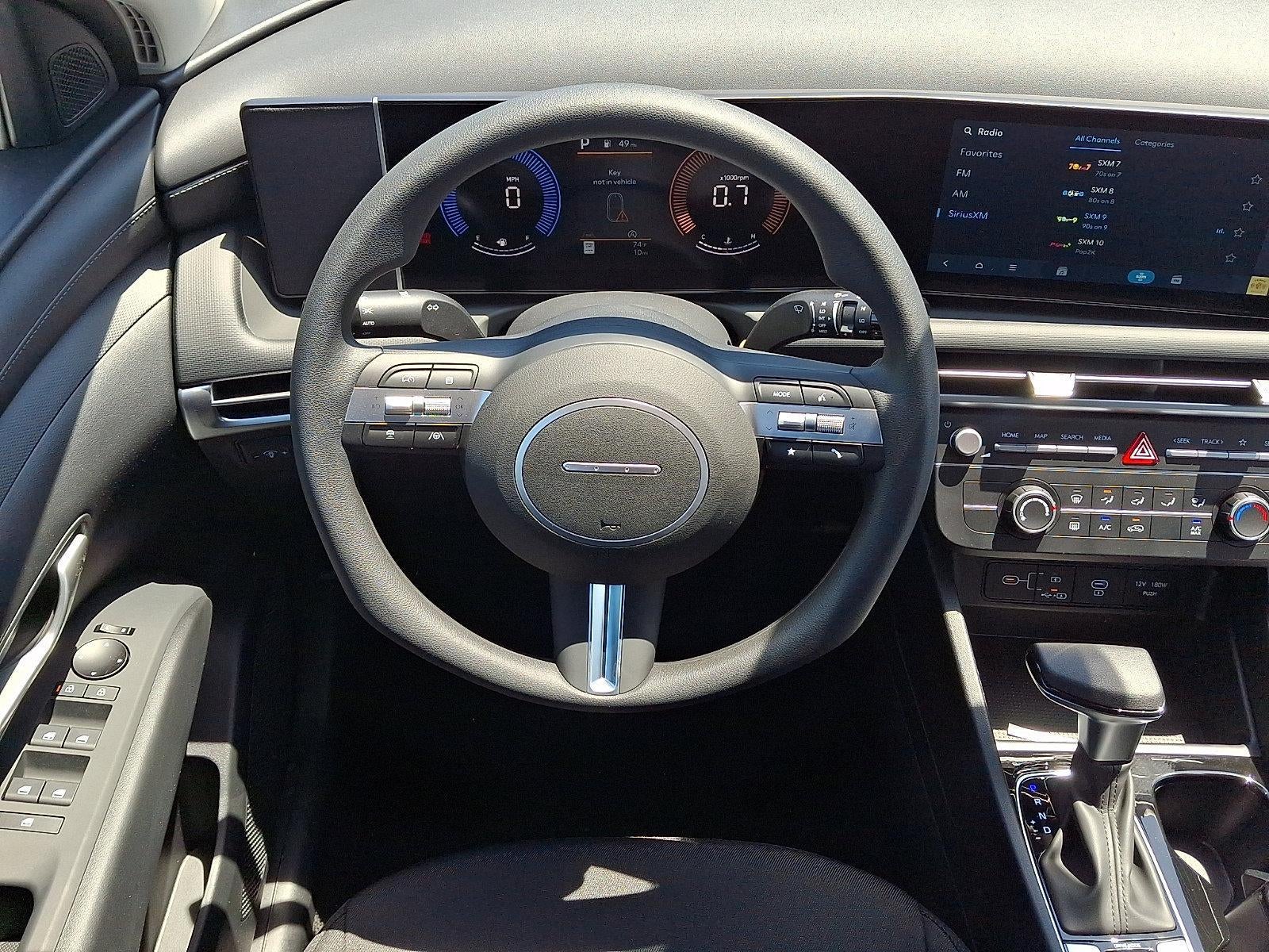 2026 Hyundai TUCSON SE AWD