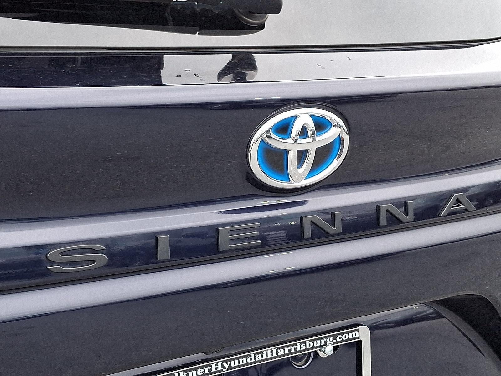 2024 Toyota Sienna XLE