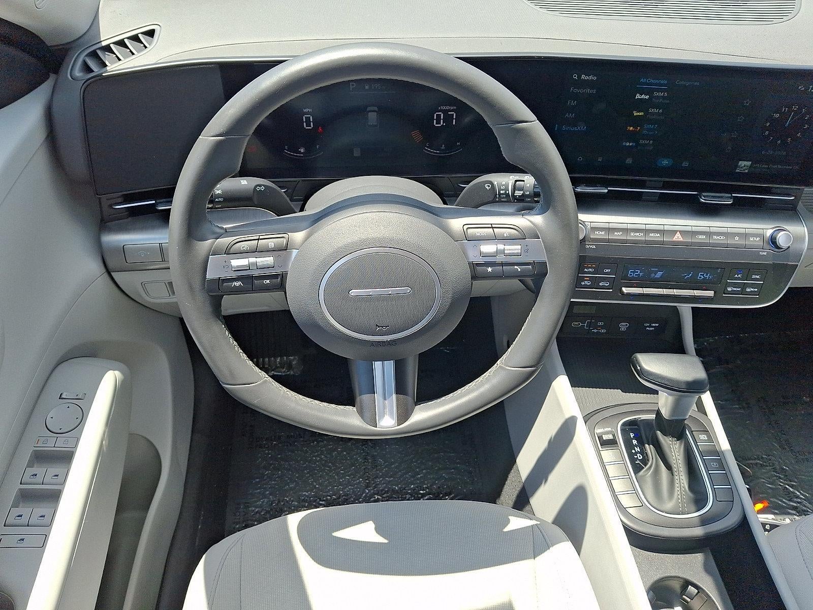 2024 Hyundai KONA SEL