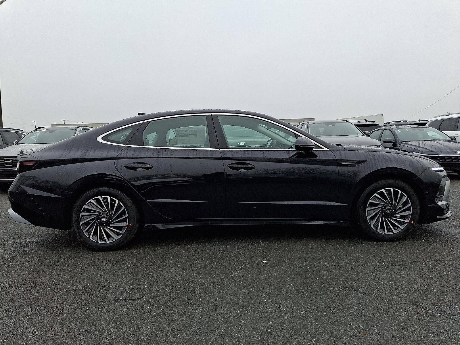 2026 Hyundai SONATA Hybrid Limited