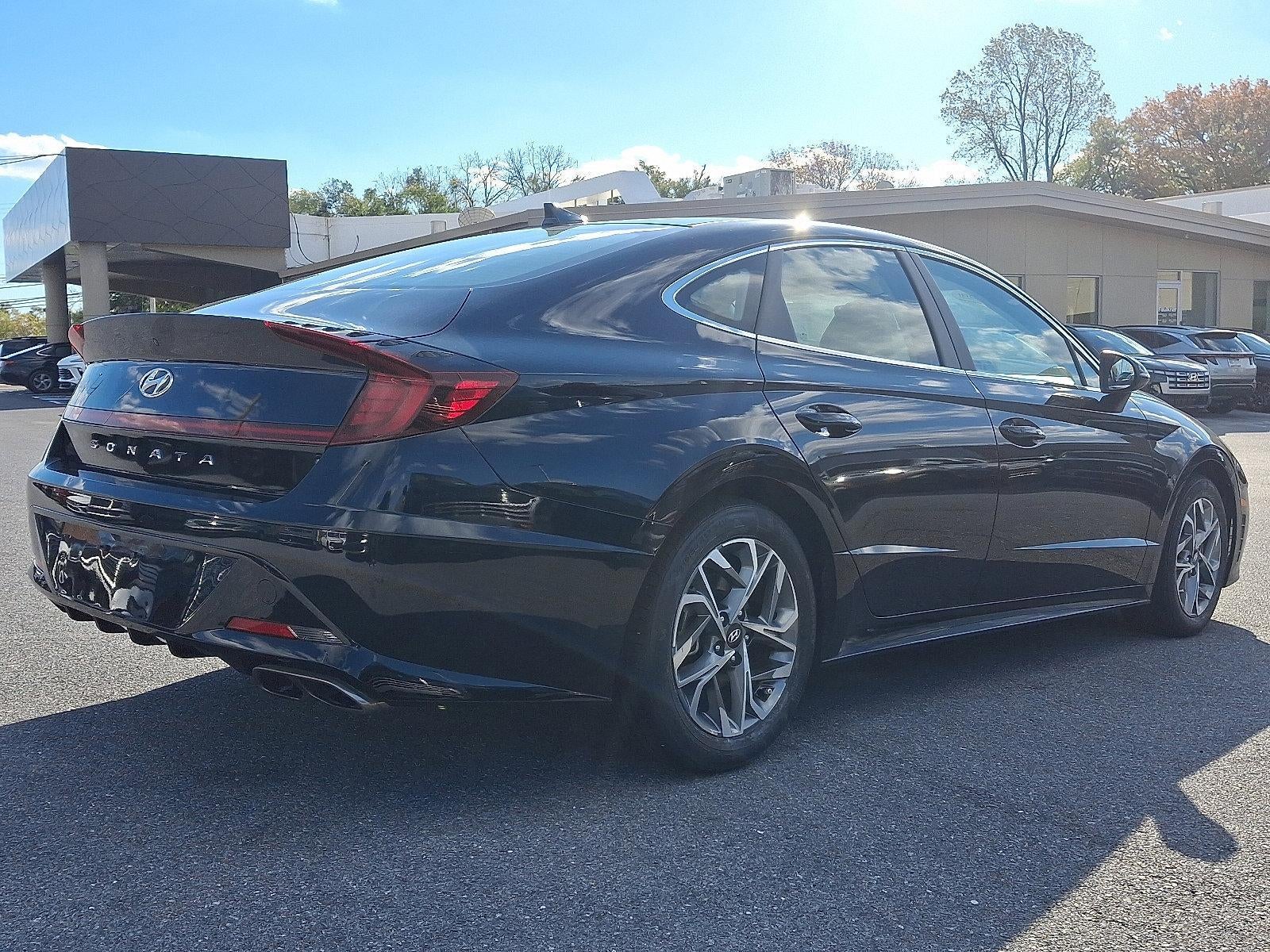 2022 Hyundai SONATA SEL