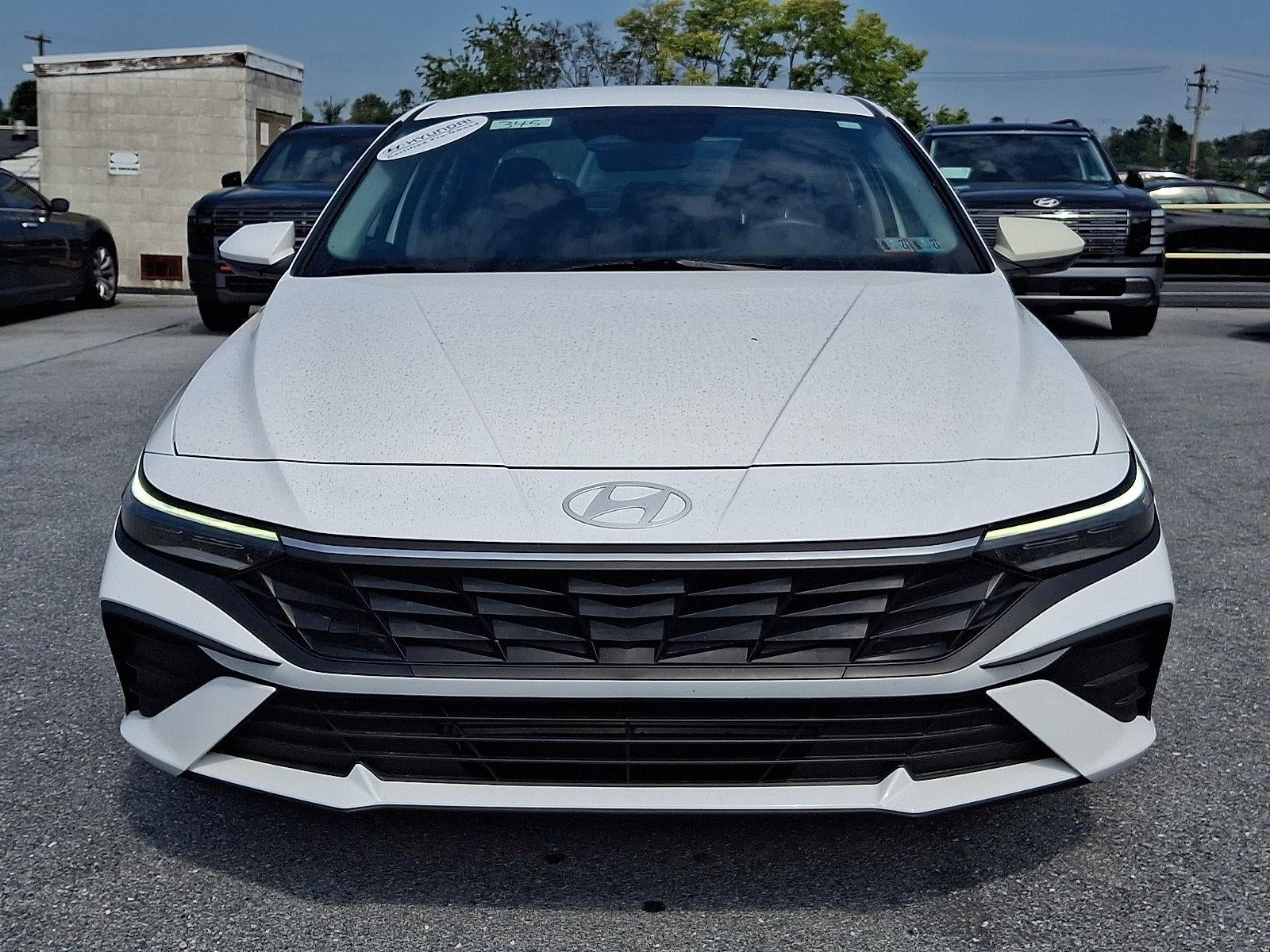 2024 Hyundai ELANTRA SEL