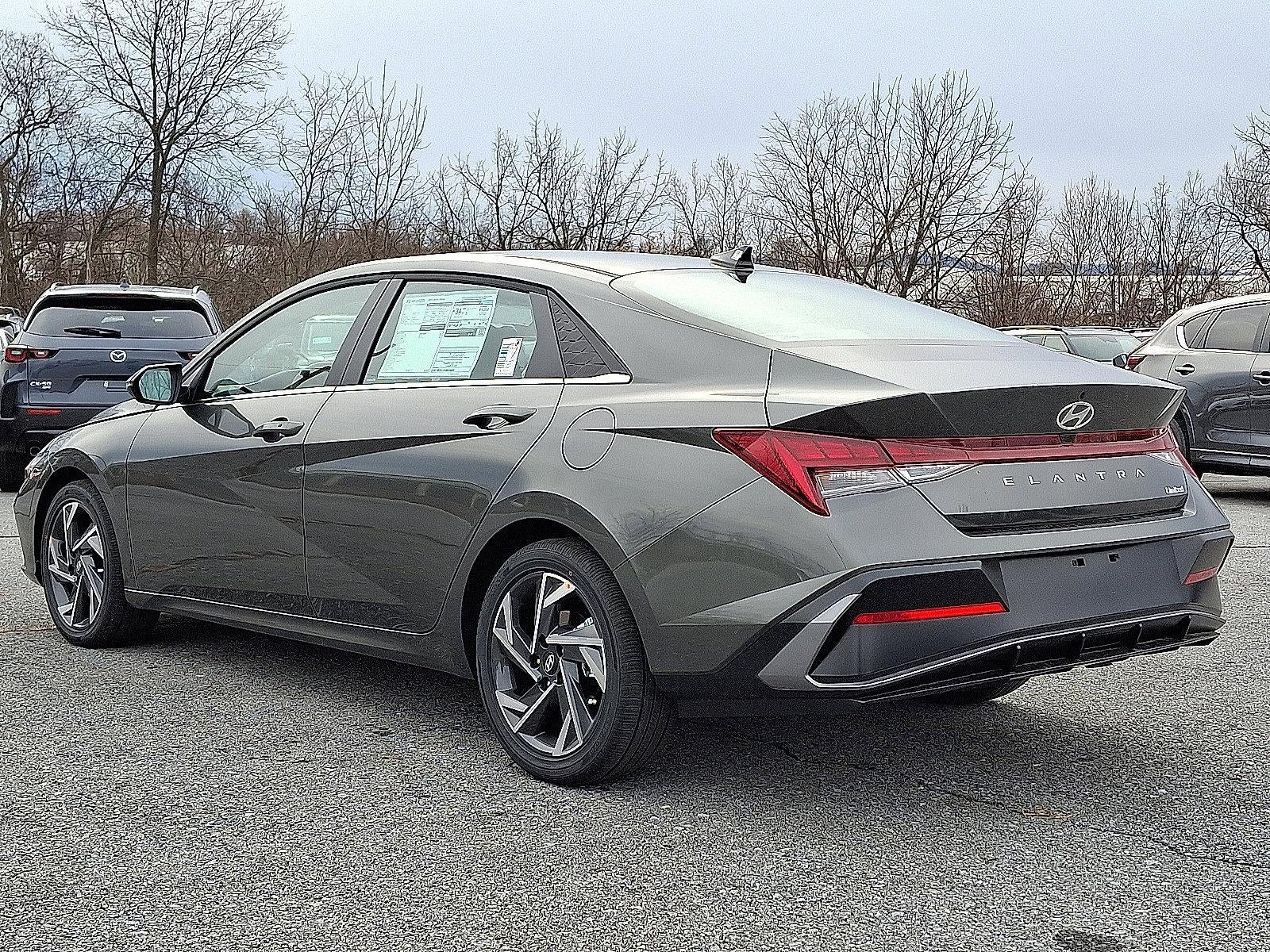 2026 Hyundai ELANTRA Limited