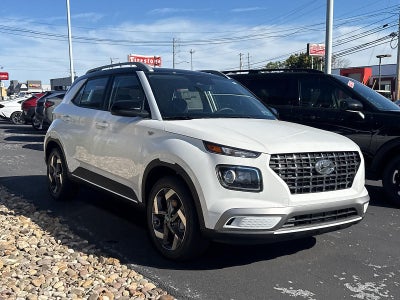 2026 Hyundai VENUE SEL w/Two-Tone Roof