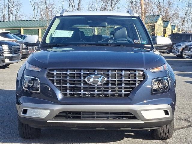 2026 Hyundai VENUE SEL w/Two-Tone Roof