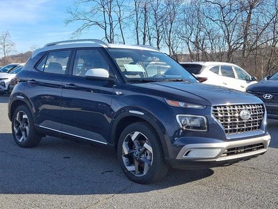 2026 Hyundai VENUE SEL w/Two-Tone Roof