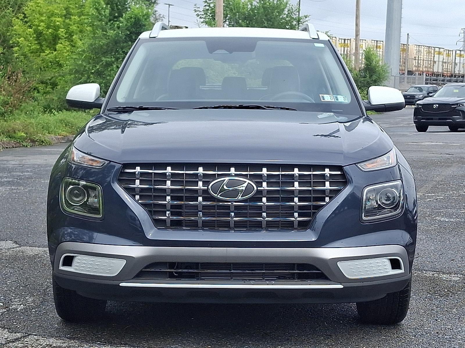 2026 Hyundai VENUE SEL w/Two-Tone Roof