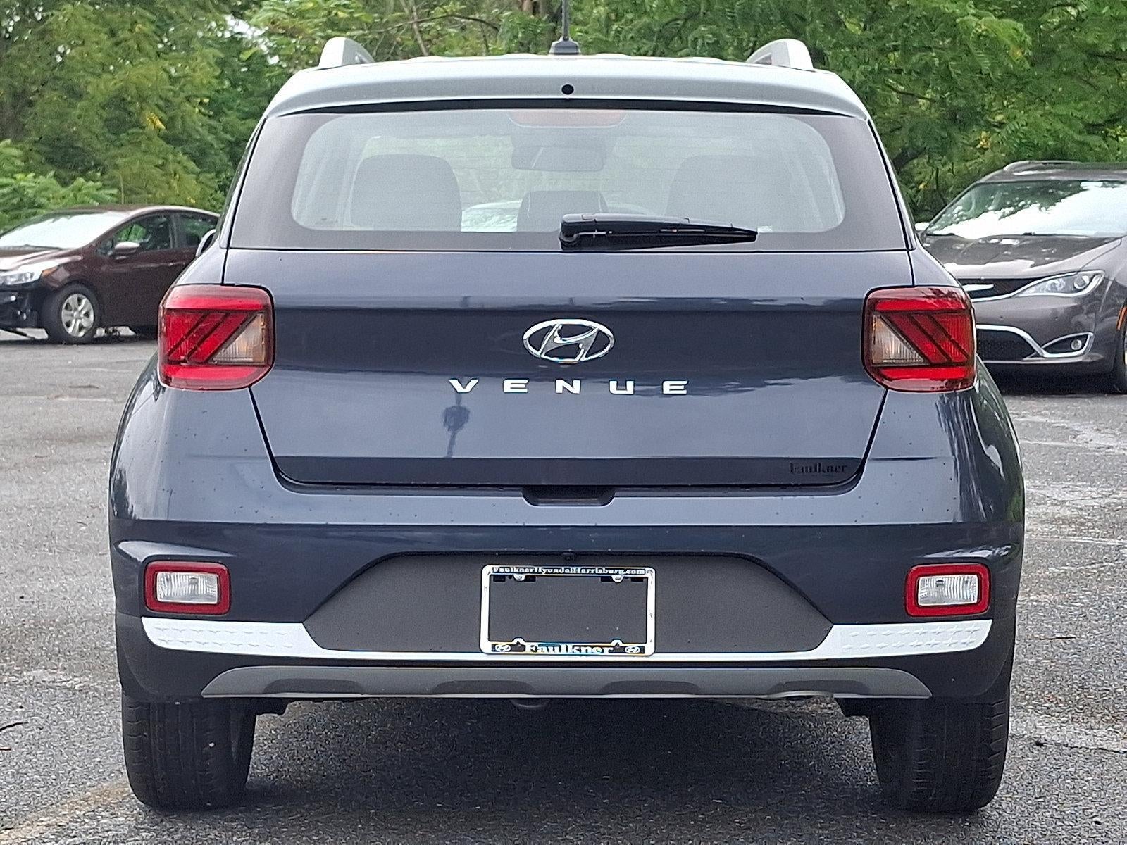 2026 Hyundai VENUE SEL w/Two-Tone Roof